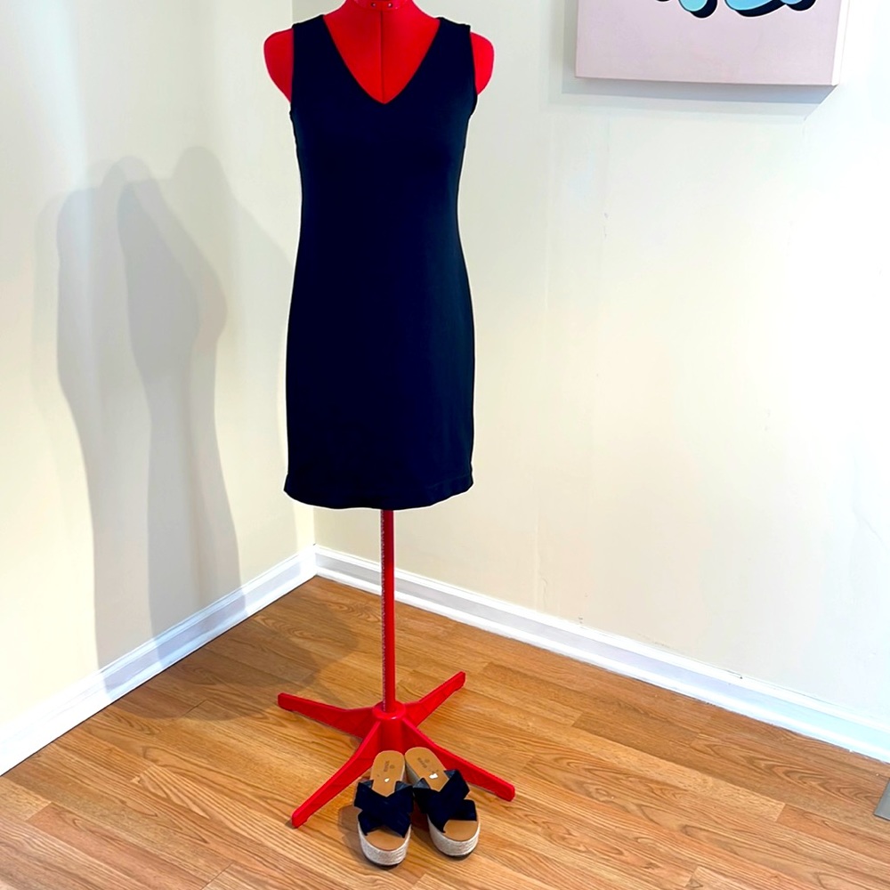 Sleeveless LBD